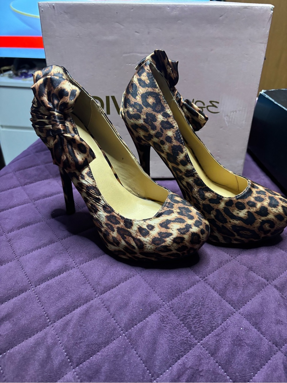 DIVA Lounge Leopard Print Bow Platform Pumps - Brown & Black